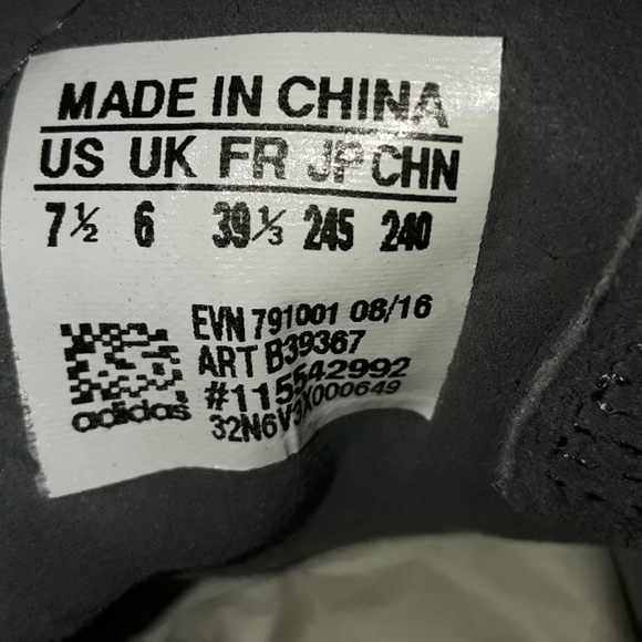 Adidas Invader With Strap Size 7.5 Casual Shoe New - Picture 7 of 7